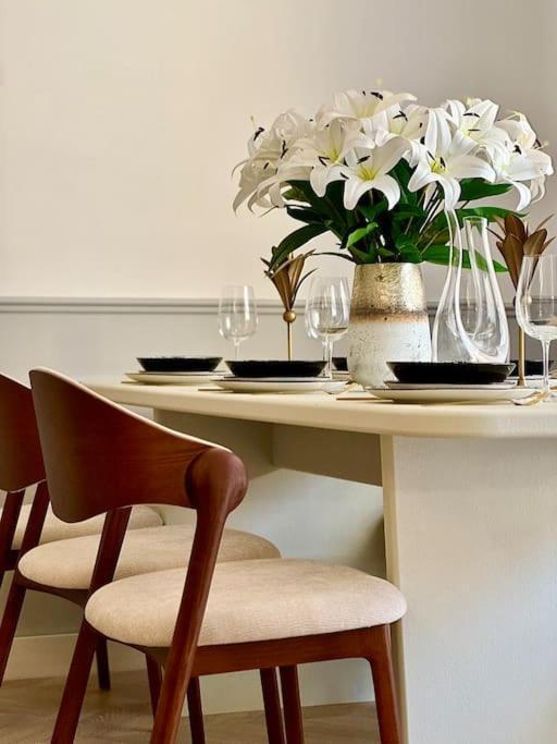 4Bd Central Soho Luxe Retreat Terrace 2Bh & Ac มาลากา ภายนอก รูปภาพ