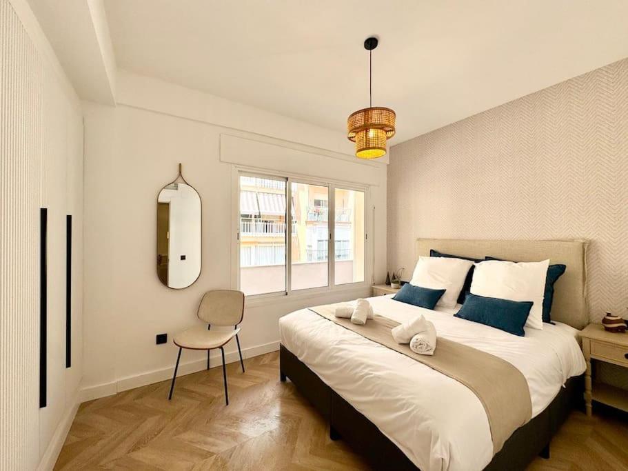 4Bd Central Soho Luxe Retreat Terrace 2Bh & Ac มาลากา ภายนอก รูปภาพ