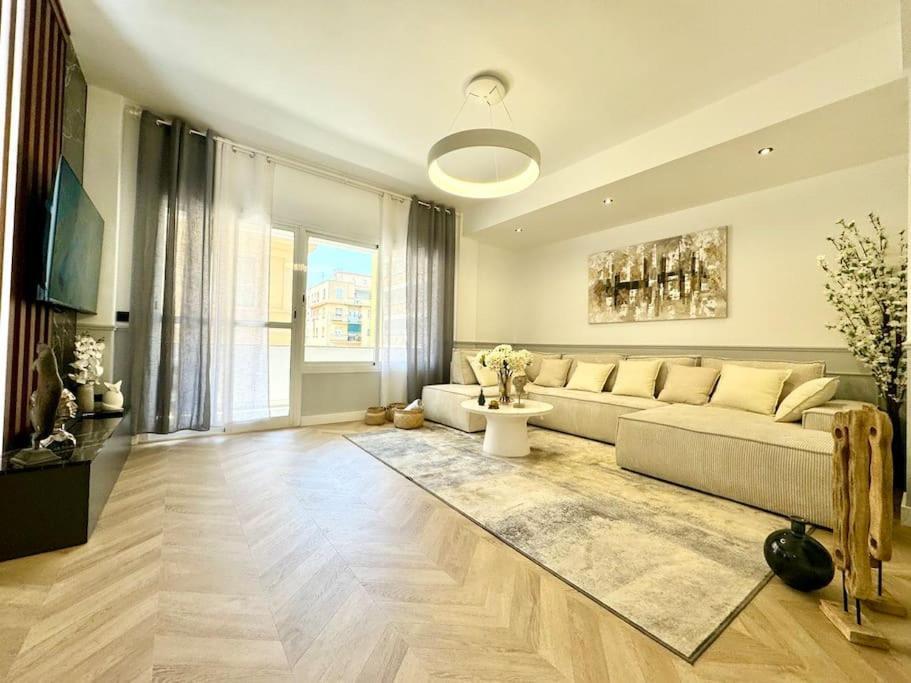 4Bd Central Soho Luxe Retreat Terrace 2Bh & Ac มาลากา ภายนอก รูปภาพ