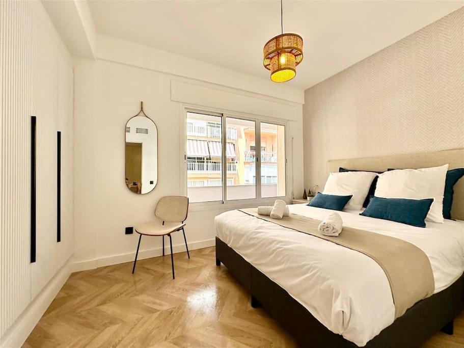 4Bd Central Soho Luxe Retreat Terrace 2Bh & Ac มาลากา ภายนอก รูปภาพ