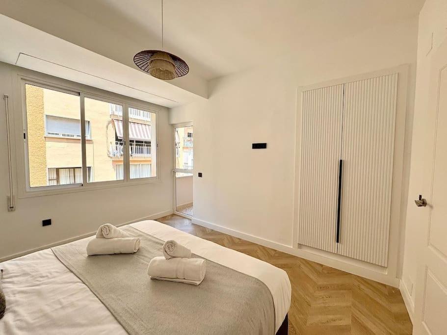 4Bd Central Soho Luxe Retreat Terrace 2Bh & Ac มาลากา ภายนอก รูปภาพ